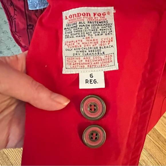 VTG NWT London Fog Red Trench Coat Zip Out Down Lining Rain Winter Womens Size 6 - Picture 8 of 13